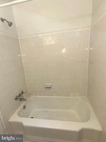 1813 2ND ST NE, Washington, DC 20002