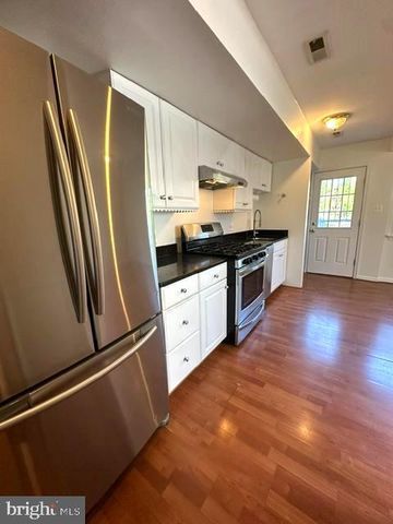 1813 2ND ST NE, Washington, DC 20002