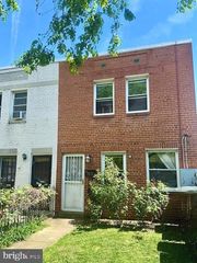 1813 2ND ST NE, Washington, DC 20002