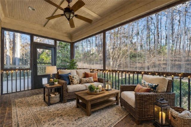 582 Old Lake Lane, Dawsonville, GA 30534