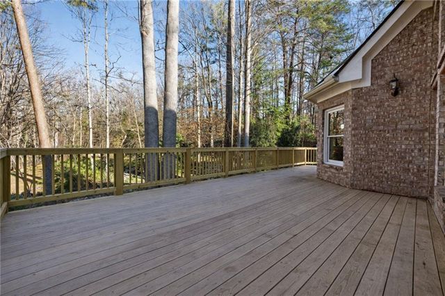582 Old Lake Lane, Dawsonville, GA 30534