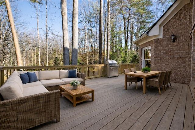 582 Old Lake Lane, Dawsonville, GA 30534