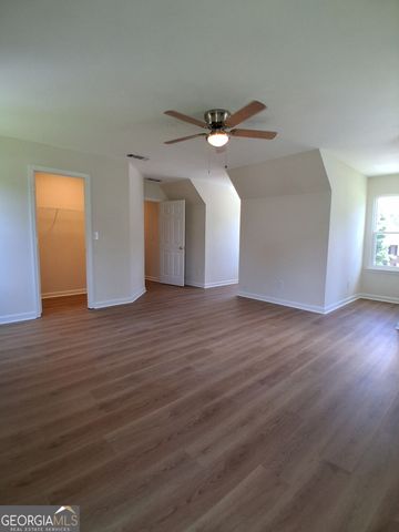 8495 Glendevon Court, Riverdale, GA 30274