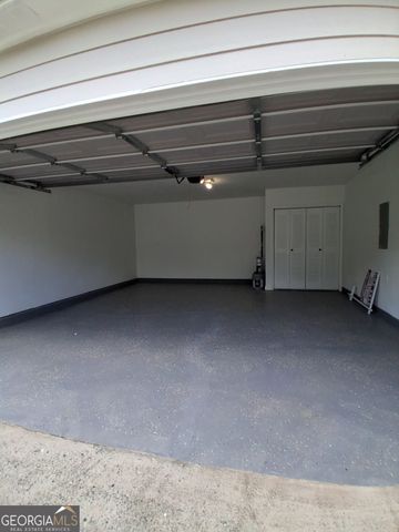 8495 Glendevon Court, Riverdale, GA 30274