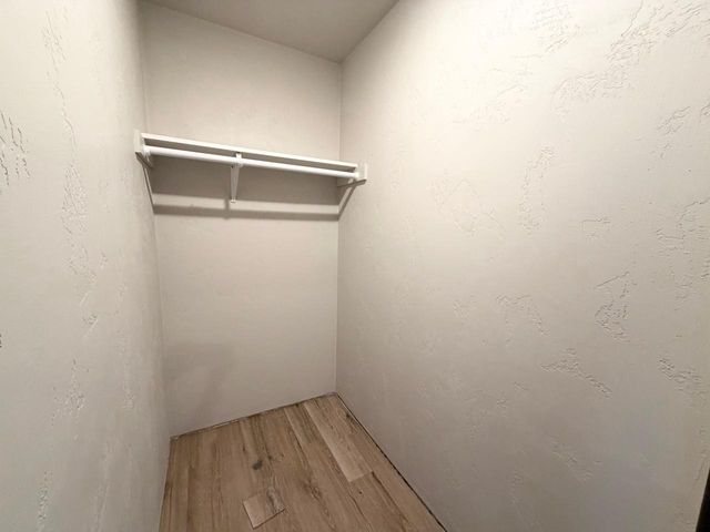 2044 RED FOX LANE, Kaukauna, WI 54130