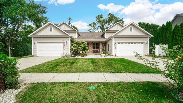 3014 Blue Grouse Street, Valparaiso, IN 46383