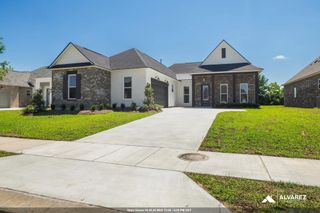 9933 Oak Colony Dr, Baton Rouge, LA 70817