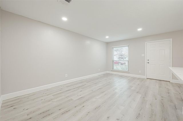 2379 Briarwest Boulevard 21, Houston, TX 77077