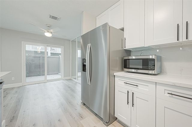 2379 Briarwest Boulevard 21, Houston, TX 77077