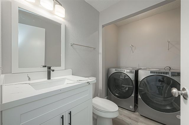 2379 Briarwest Boulevard 21, Houston, TX 77077