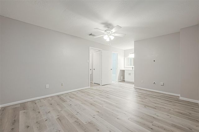 2379 Briarwest Boulevard 21, Houston, TX 77077