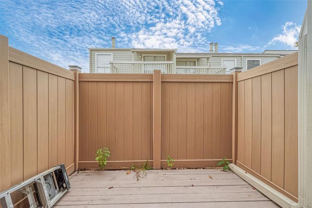 2379 Briarwest Boulevard 21, Houston, TX 77077