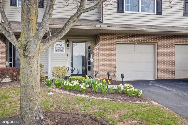 210 OSPREY LN, Hummelstown, PA 17036