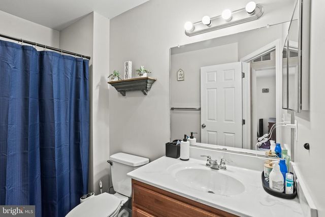 210 OSPREY LN, Hummelstown, PA 17036