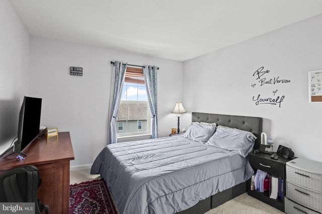 210 OSPREY LN, Hummelstown, PA 17036