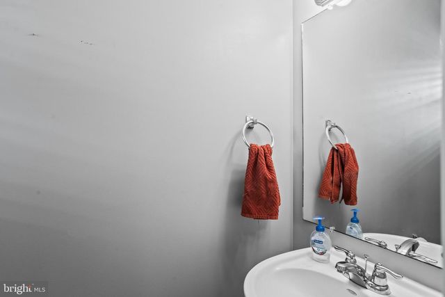 210 OSPREY LN, Hummelstown, PA 17036