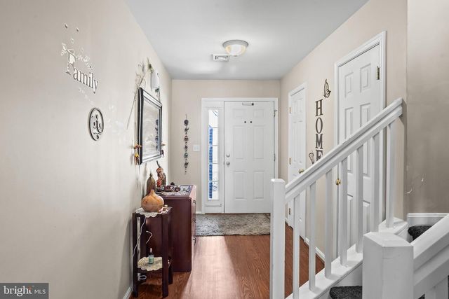 210 OSPREY LN, Hummelstown, PA 17036