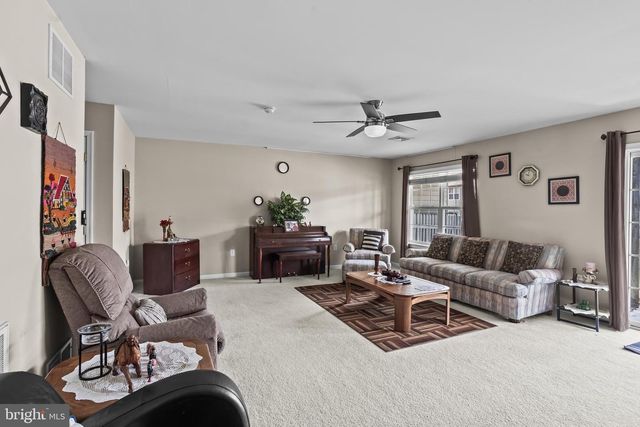 210 OSPREY LN, Hummelstown, PA 17036