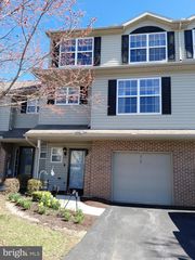 210 OSPREY LN, Hummelstown, PA 17036