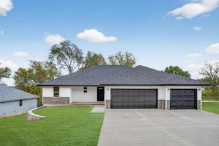 100 Northview Terrace, Ash Grove, MO 65604