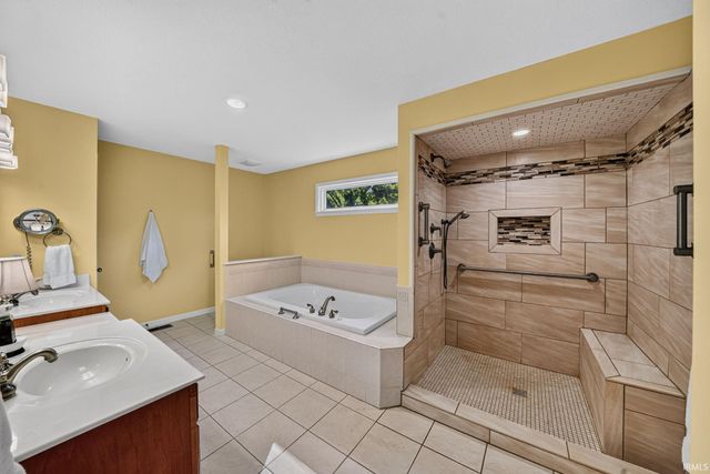 16329 Old Bayou Road, Granger, IN 46530