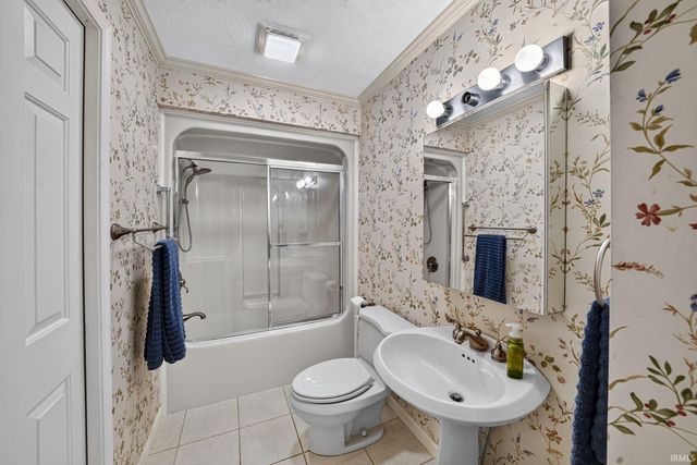 16329 Old Bayou Road, Granger, IN 46530