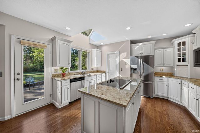 16329 Old Bayou Road, Granger, IN 46530