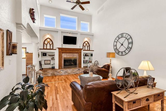 253 W Mangrum Dr, Pueblo West, CO 81007