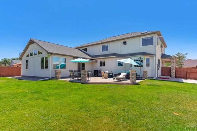 253 W Mangrum Dr, Pueblo West, CO 81007