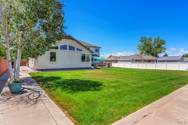 253 W Mangrum Dr, Pueblo West, CO 81007