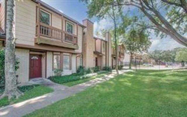12615 Brookglade Circle 5, Houston, TX 77099