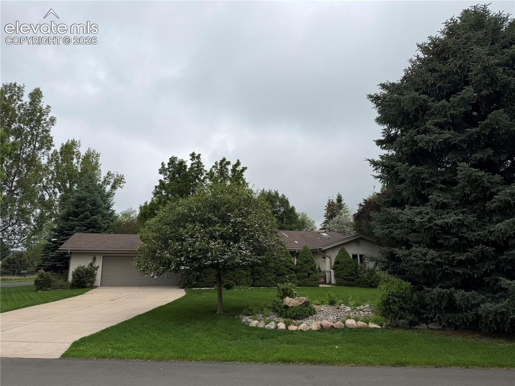 3020 Rockbrook Lane, Colorado Springs, CO 80904