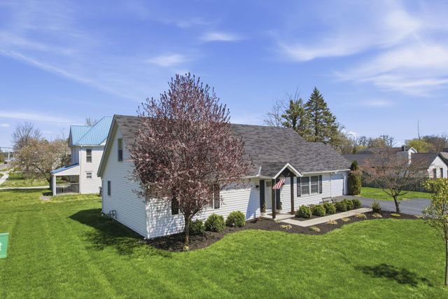 198 S Vine Street, Pataskala, OH 43062
