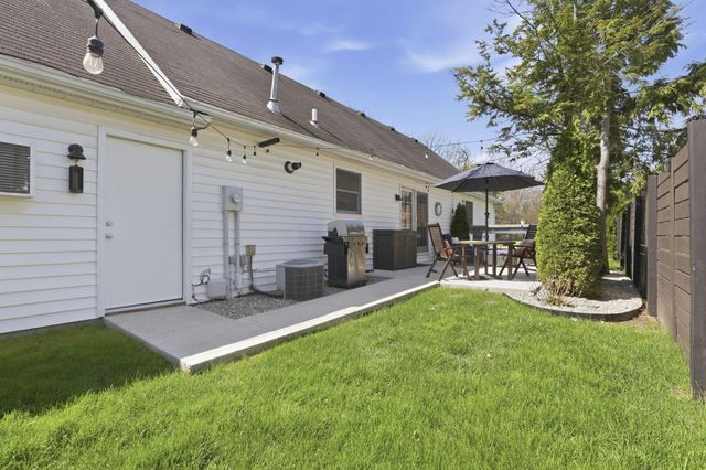 198 S Vine Street, Pataskala, OH 43062