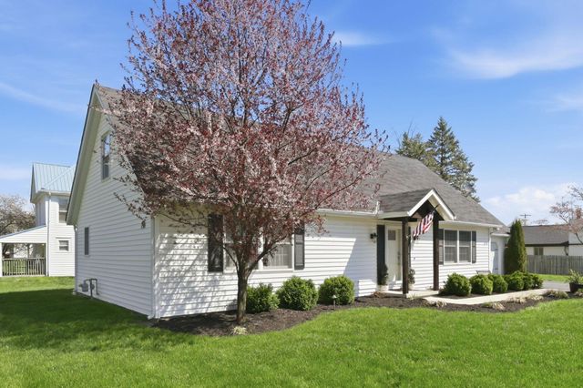 198 S Vine Street, Pataskala, OH 43062