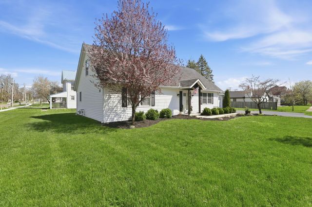 198 S Vine Street, Pataskala, OH 43062