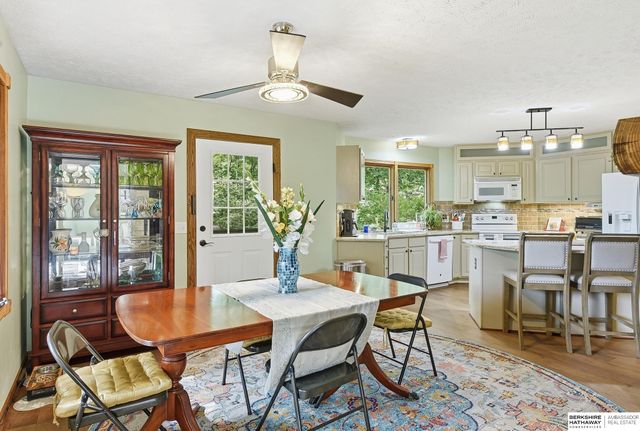 14815 OLD HICKORY Road, Plattsmouth, NE 68048