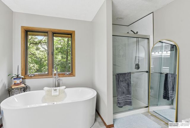 14815 OLD HICKORY Road, Plattsmouth, NE 68048