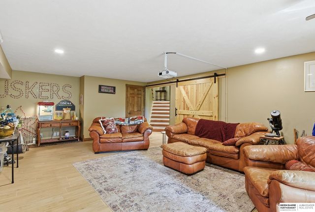14815 OLD HICKORY Road, Plattsmouth, NE 68048