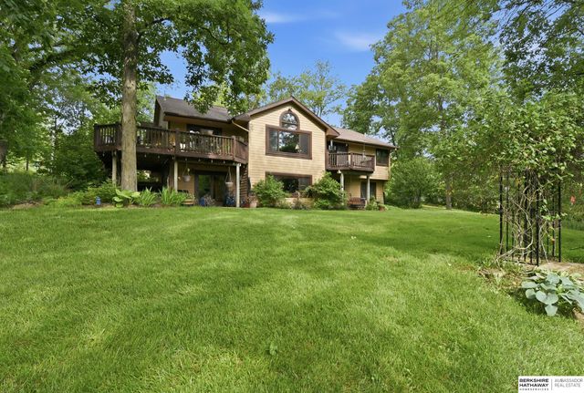 14815 OLD HICKORY Road, Plattsmouth, NE 68048