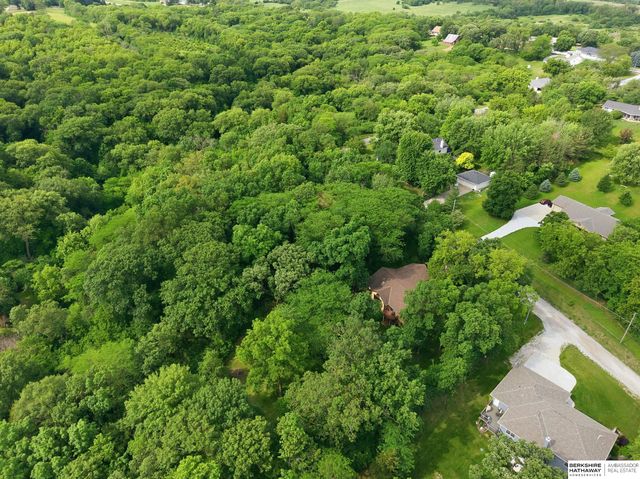 14815 OLD HICKORY Road, Plattsmouth, NE 68048
