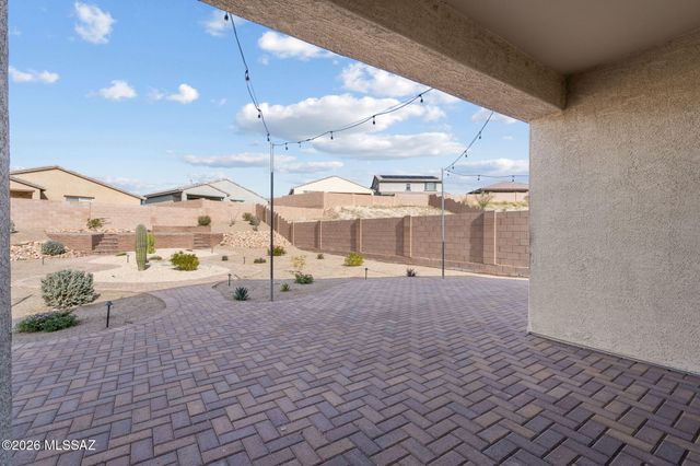 13893 E Red Oaks Drive, Vail, AZ 85641