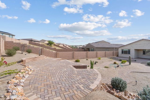 13893 E Red Oaks Drive, Vail, AZ 85641