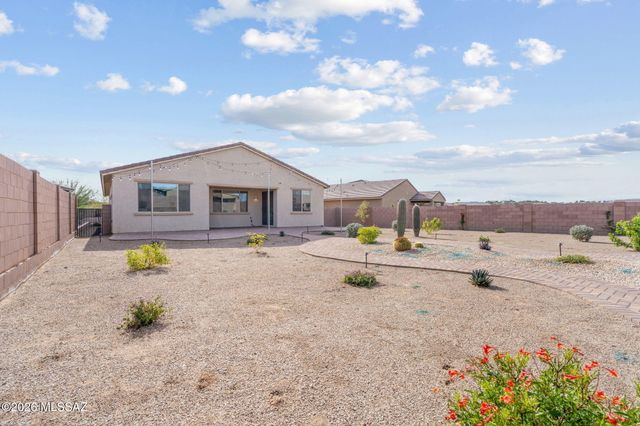 13893 E Red Oaks Drive, Vail, AZ 85641