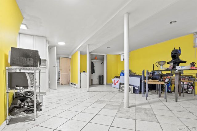 18216 141st Avenue, Springfield Gardens, NY 11413