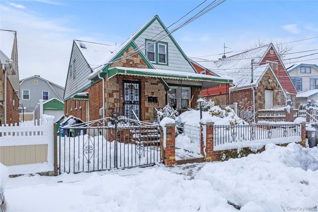 18216 141st Avenue, Springfield Gardens, NY 11413