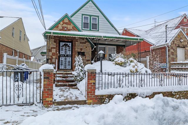 18216 141st Avenue, Springfield Gardens, NY 11413