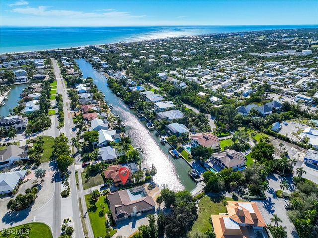 1019 Lindgren BLVD, Sanibel, FL 33957