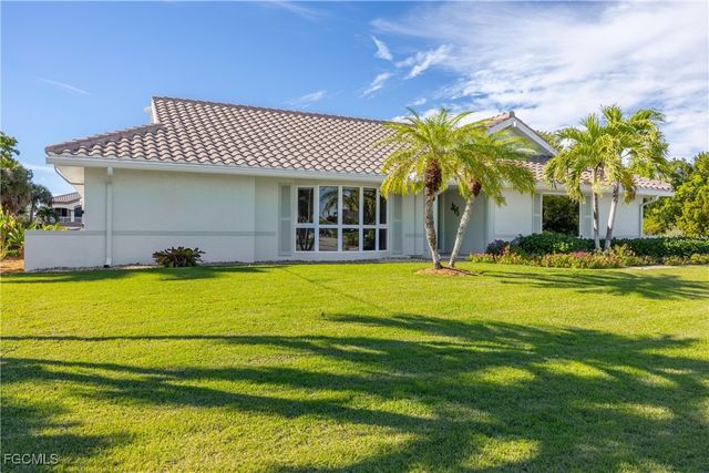1019 Lindgren BLVD, Sanibel, FL 33957