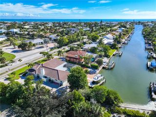 1019 Lindgren BLVD, Sanibel, FL 33957